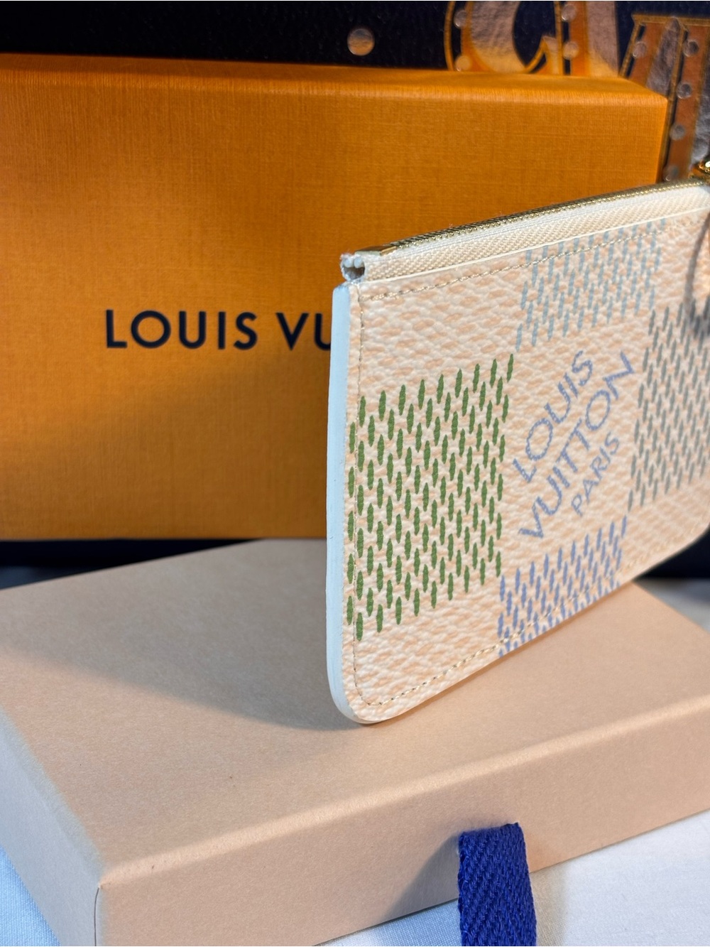 Louis Vuitton Romy Damierlicious - Picture 6 of 11